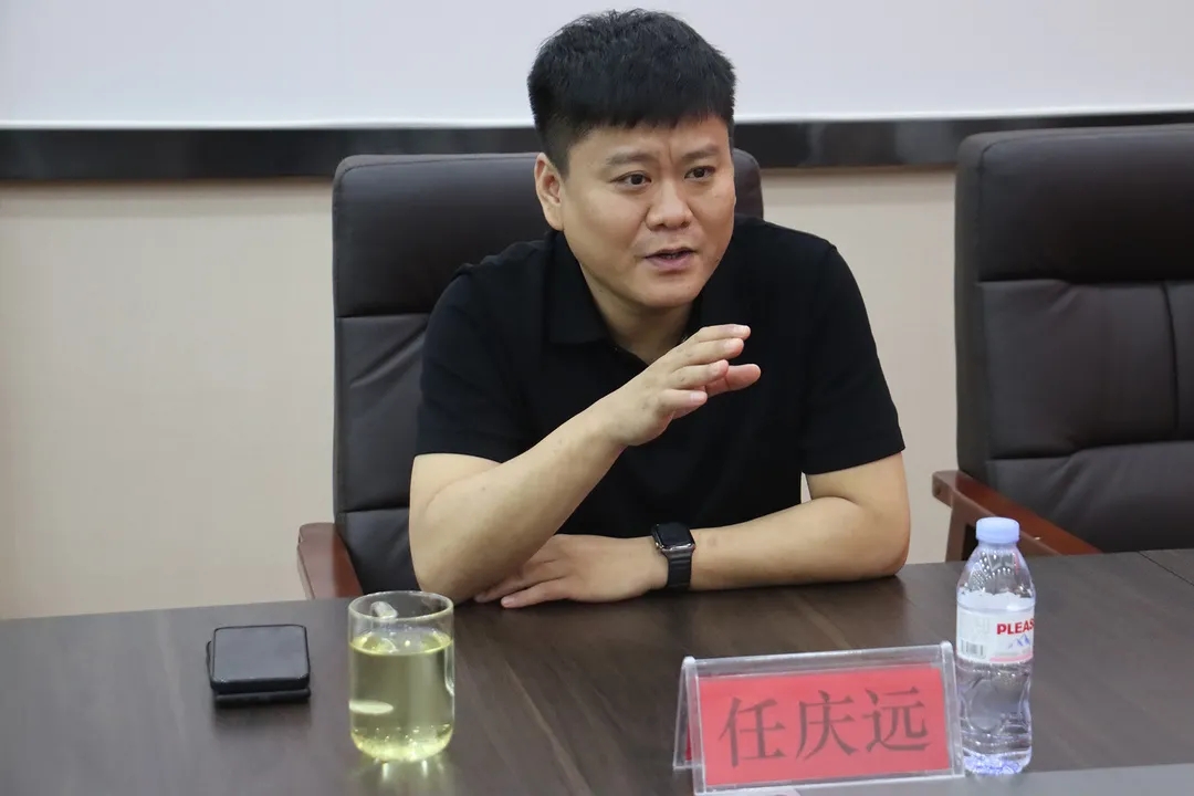 深化務(wù)實(shí)合作 煙店未來(lái)可期——煙店鎮(zhèn)與福建福南軸承有限公司召開(kāi)座談會(huì)